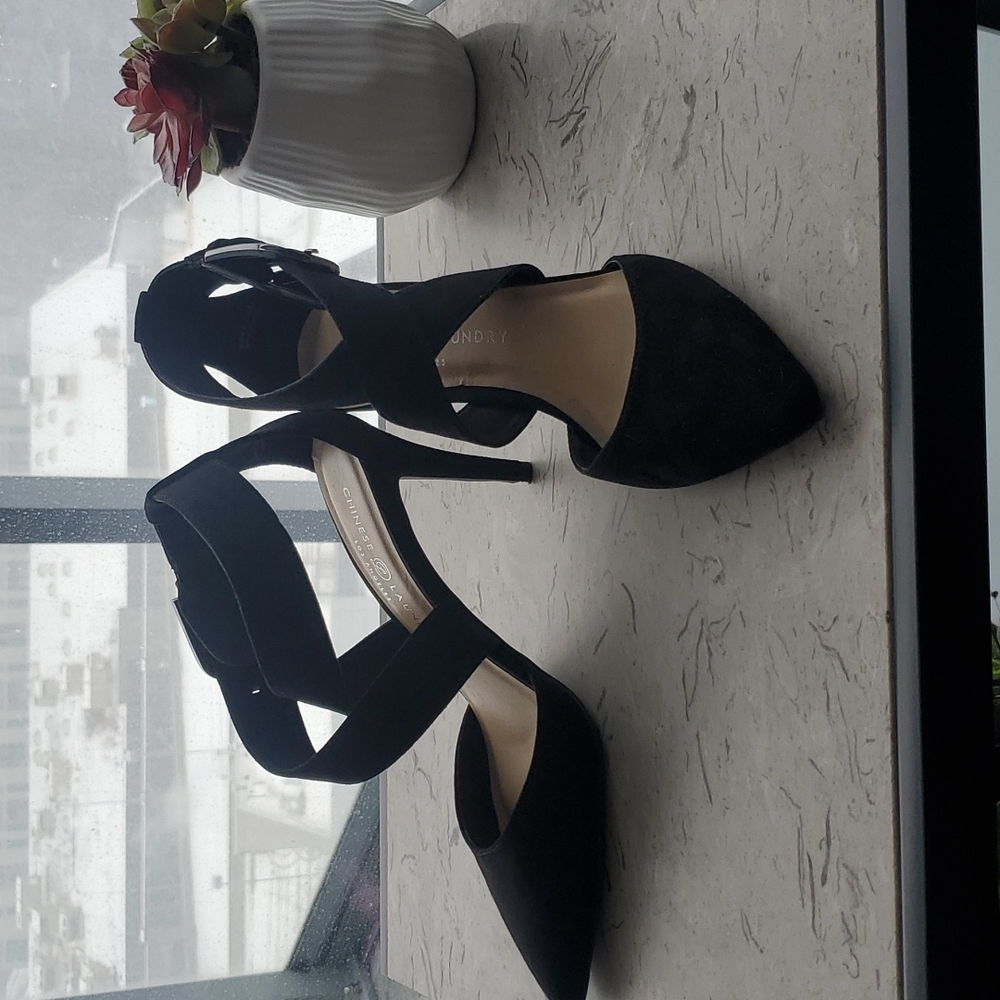 Chinese Laundry Racquel Pumps